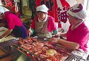 名物！漁師町姫津のイカイカ祭り見学